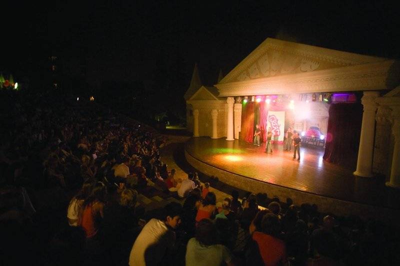 Horus Paradise Luxury Resort 