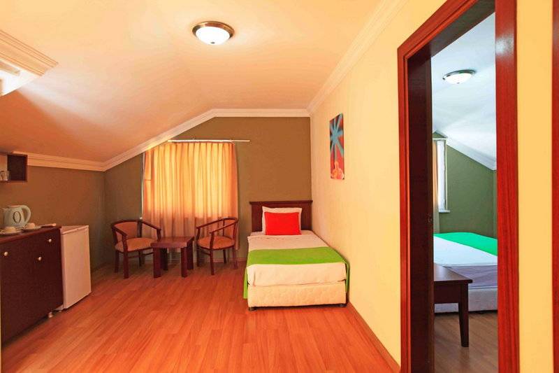 Sunlight Garden Hotel