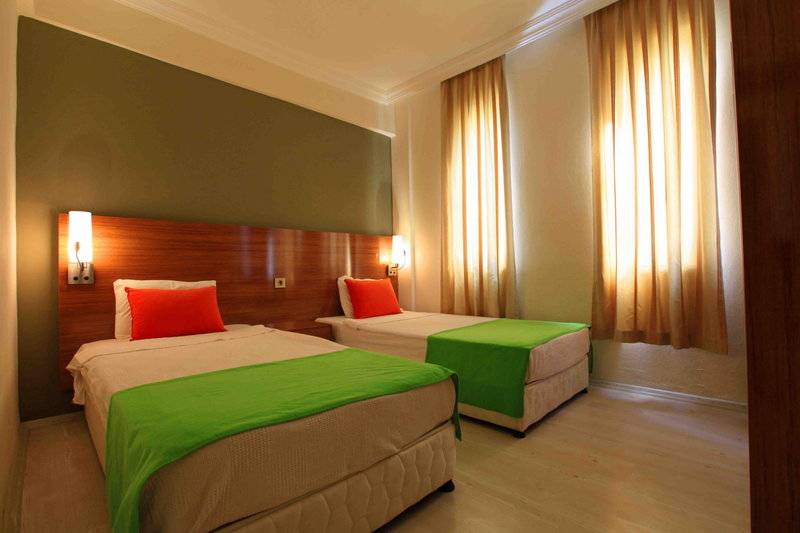 Sunlight Garden Hotel