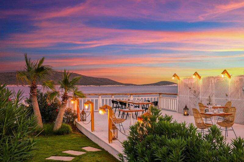 Design Plus Seya Beach Hotel