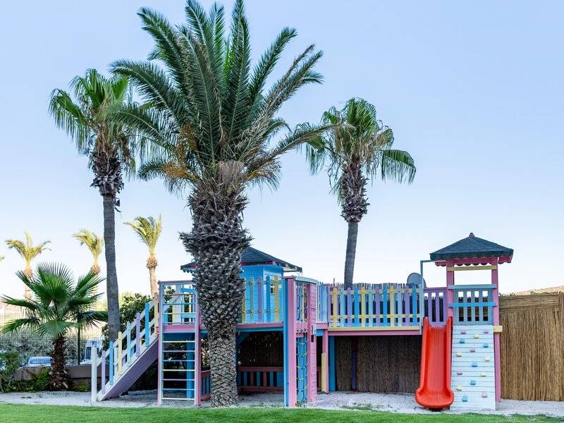 Design Plus Seya Beach Hotel