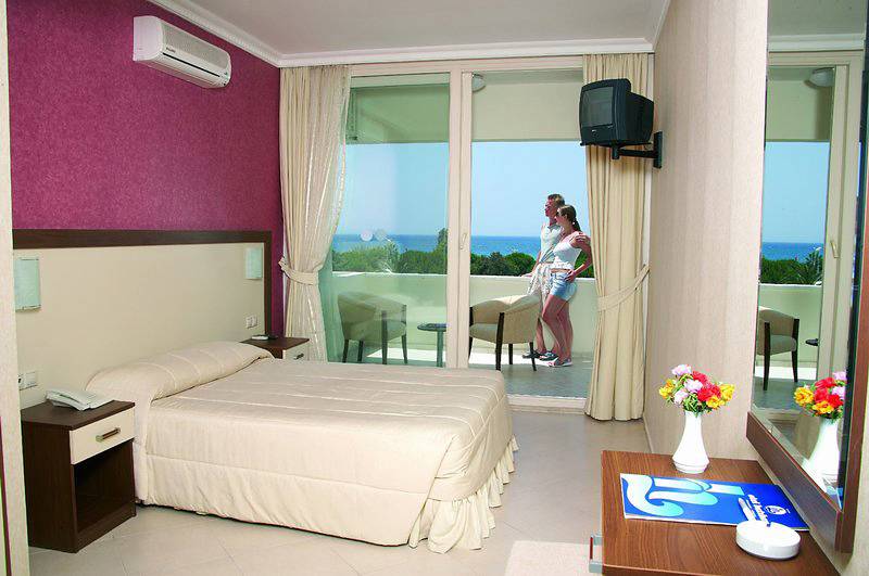 Batihan Beach Resort & Spa