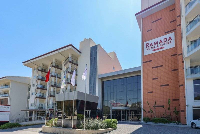 Ramada Hotel & Suites by Wyndham Kusadasi