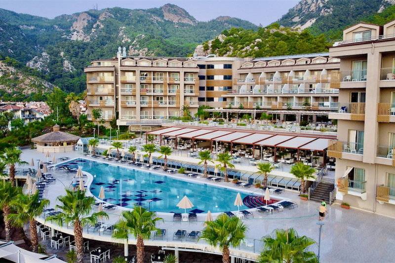 Turunc Premium Hotel