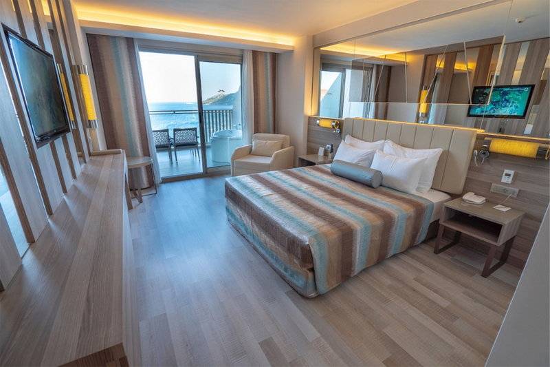 Turunc Premium Hotel