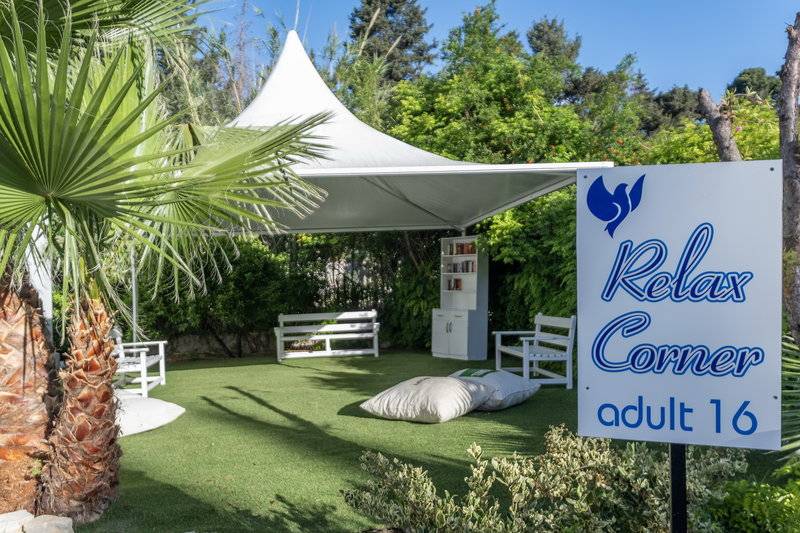 Bitez Paloma Family Club