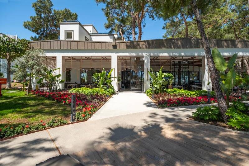 Seven Seas Hotel Life