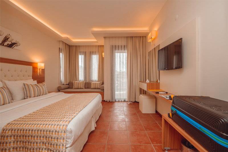 Sundia by Liberty Suncity