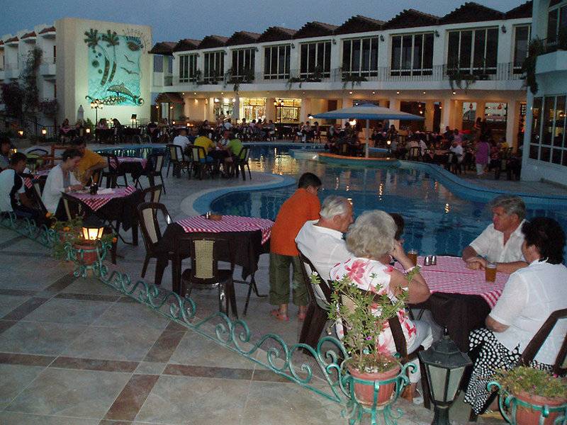 Minamark Beach Resort