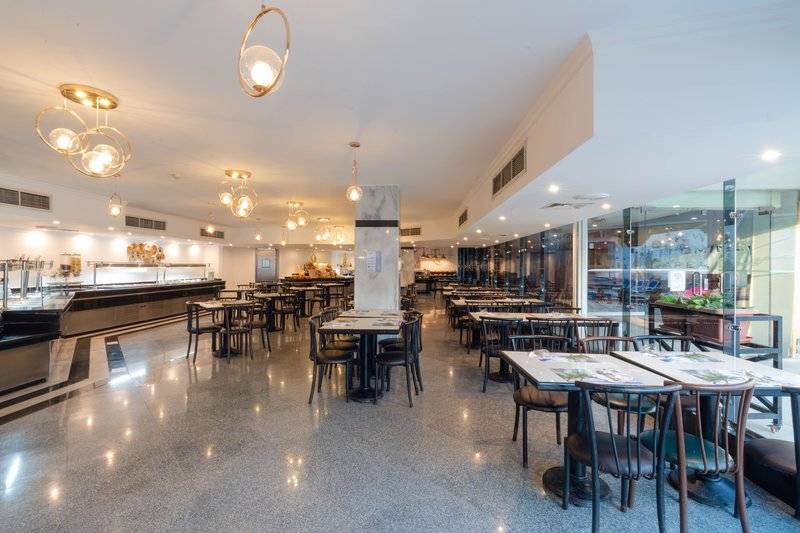 Minamark Beach Resort