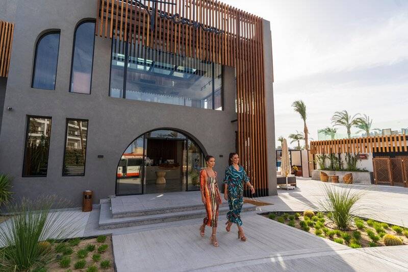 SUNRISE TUCANA RESORT