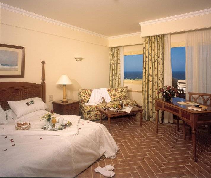 THE CASCADES GOLF RESORT, SPA AND THALASSO 