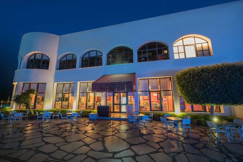 REEF OASIS BLUE BAY REEF OASIS BLUE BAY