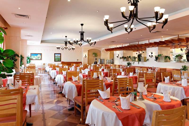 Three Corners Ocean View Hotel