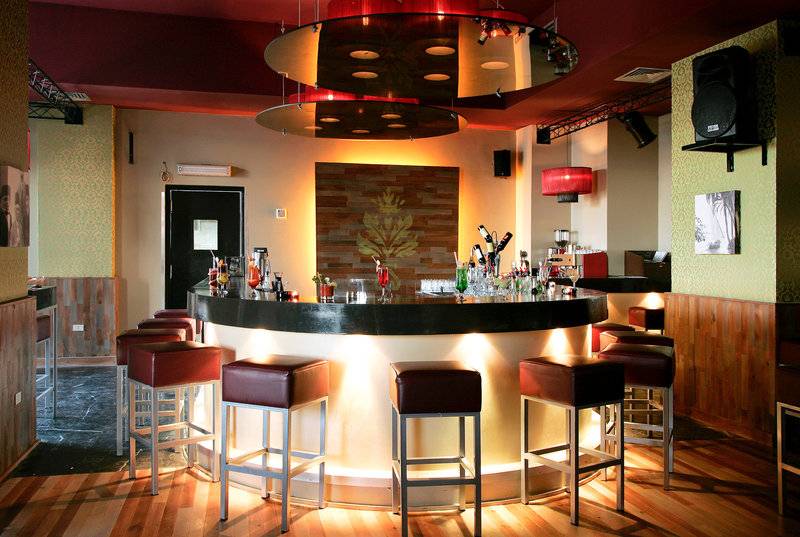 Three Corners Ocean View Hotel