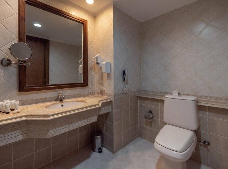 Serenity Alpha Beach