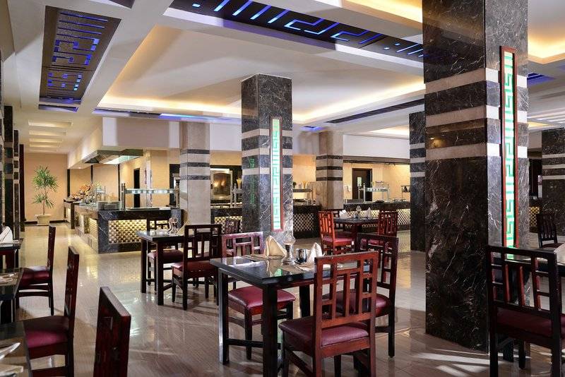 Beach Albatros Resort