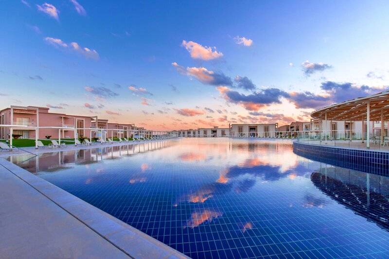 Pickalbatros Sea World Resort