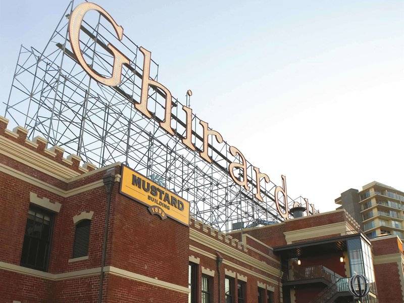 Fairmont Heritage Place - Ghirardelli Square