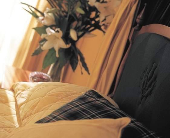 Plaza Hotel & Casino