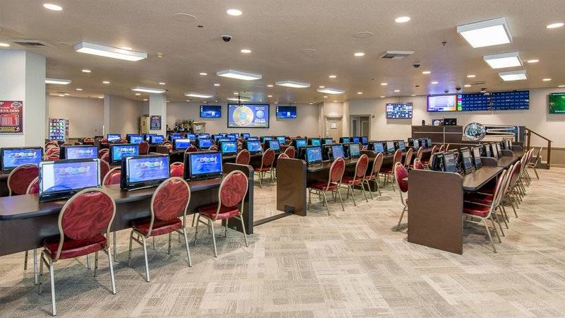 Plaza Hotel & Casino