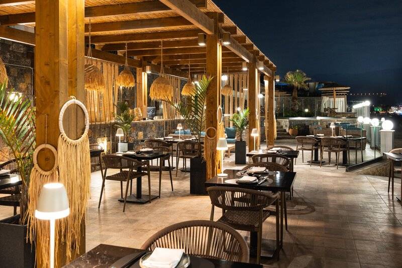 Alexander Beach Hotel & Village