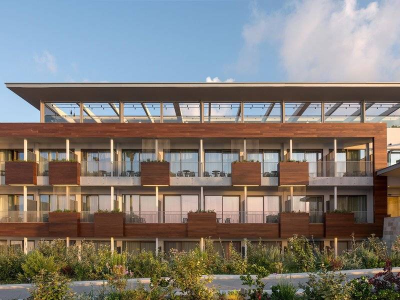 Ikones Seafront Luxury Suites