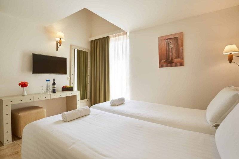 Giannoulis Santa Marina Beach