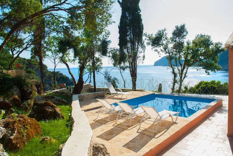 Blue Princess Hotel and Suites