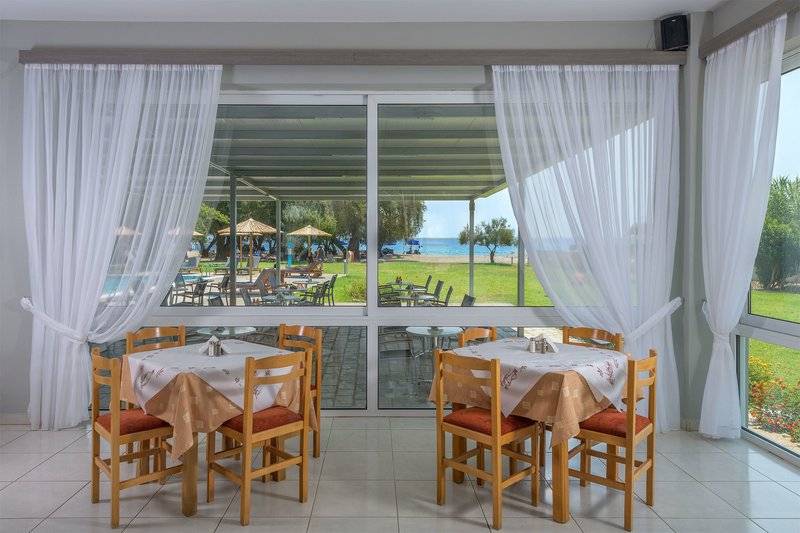 Stafilia Beach Hotel