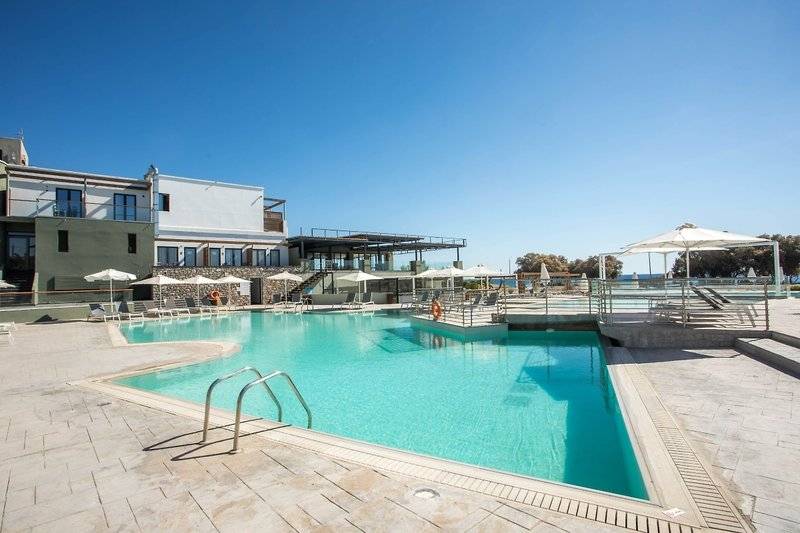 Gennadi Seaside Resort