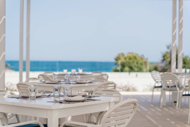 Gennadi Grand Resort