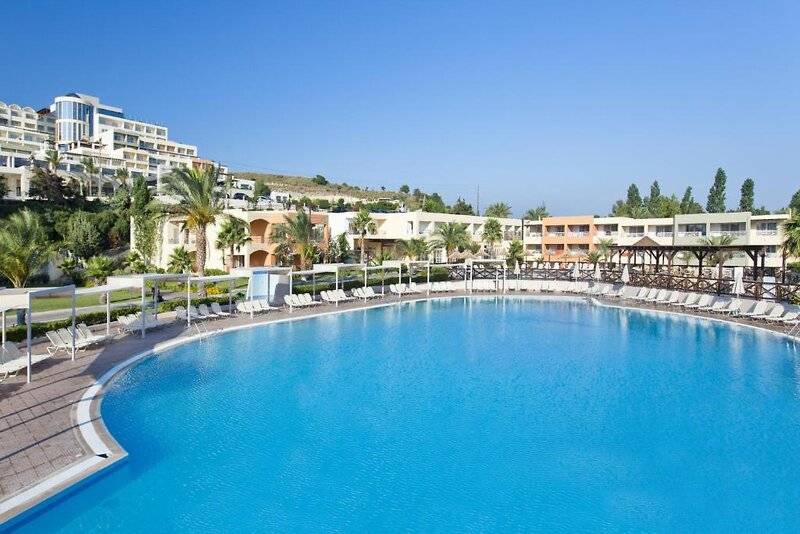 Kipriotis Maris Suites