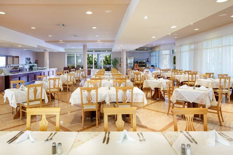 Sovereign Beach Hotel