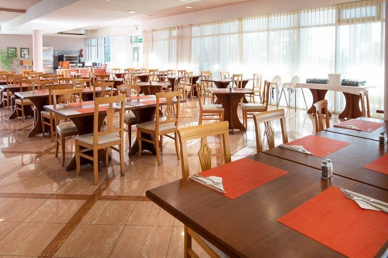 Sovereign Beach Hotel