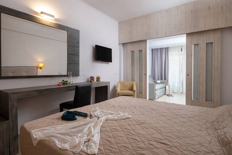 Lagomandra Hotel & Spa