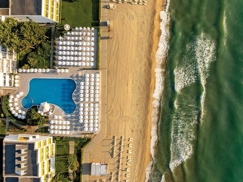 AluaSun Helios Beach