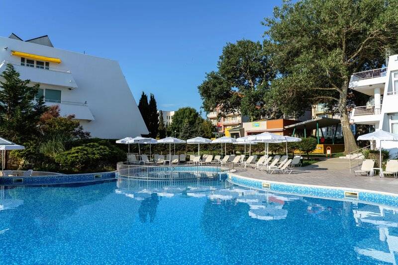 AluaSun Helios Beach