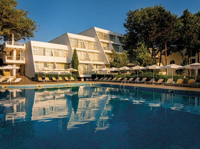 AluaSun Helios Beach