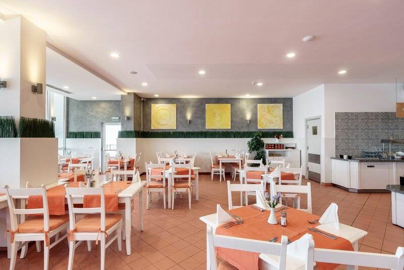 AluaSun Helios Beach