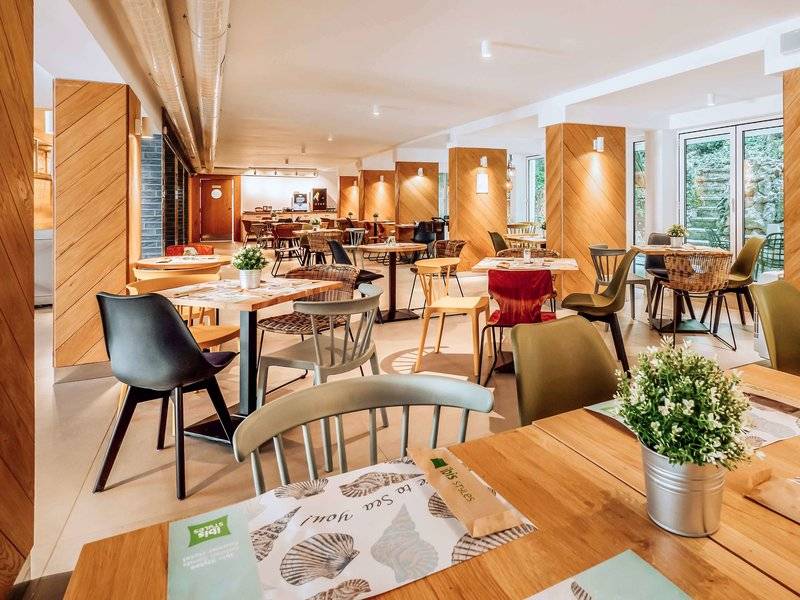 ibis Styles Golden Sands Roomer Hotel