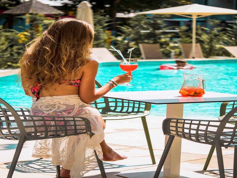 ibis Styles Golden Sands Roomer Hotel