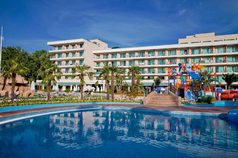 DIT Evrika Beach Club Hotel - All Inclusive
