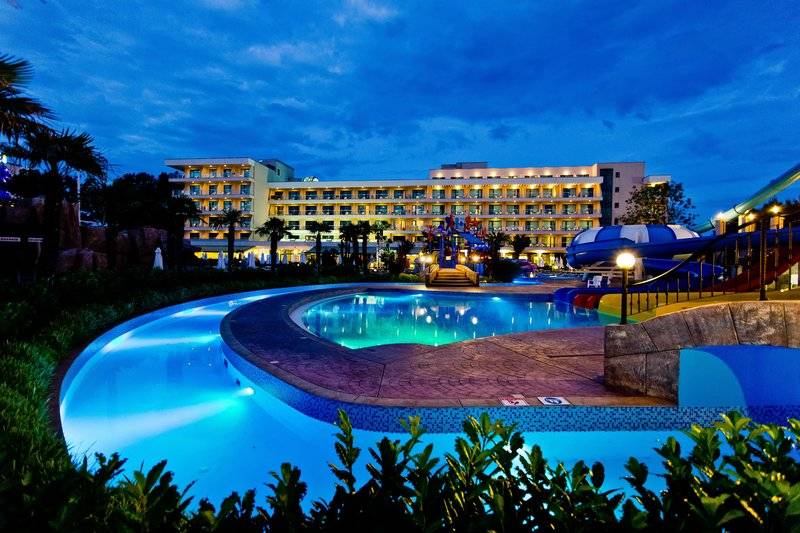 DIT Evrika Beach Club Hotel - All Inclusive