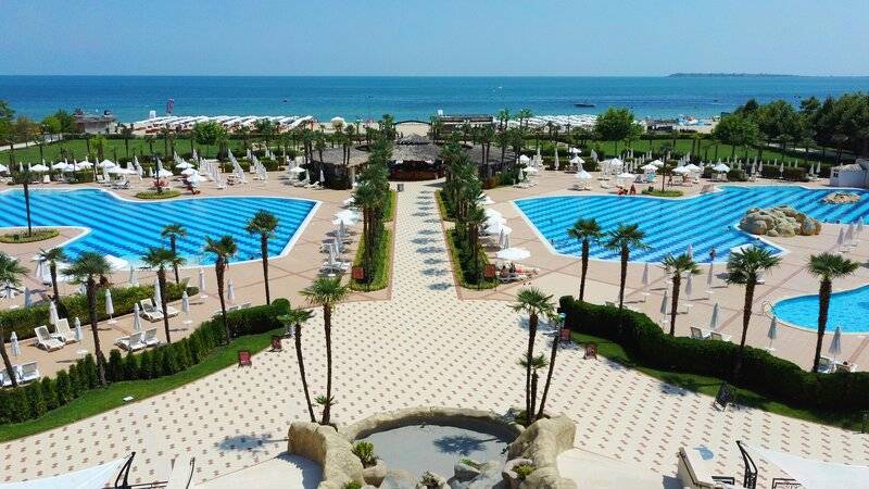 DIT Majestic Beach Resort