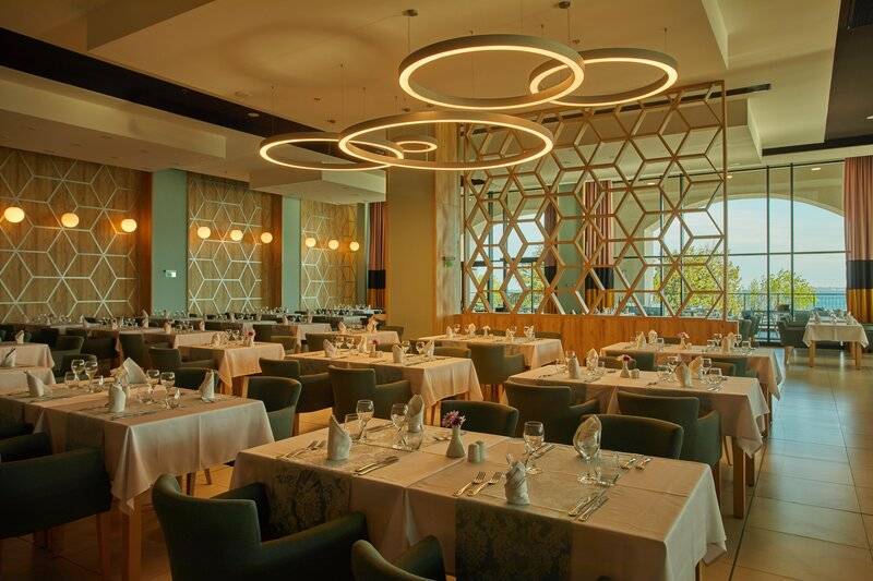 Secrets Sunny Beach Resort & Spa