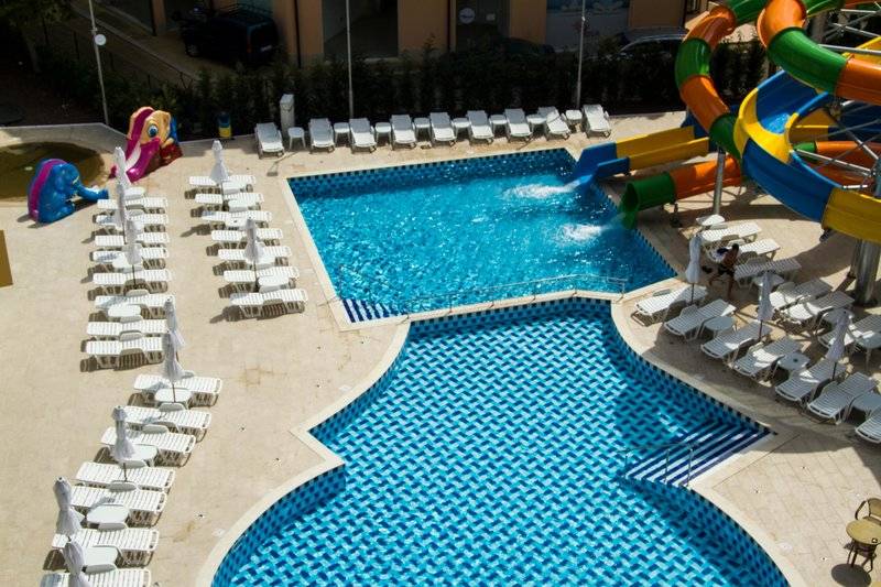 Best Western PLUS Premium Inn Hotel & Casino