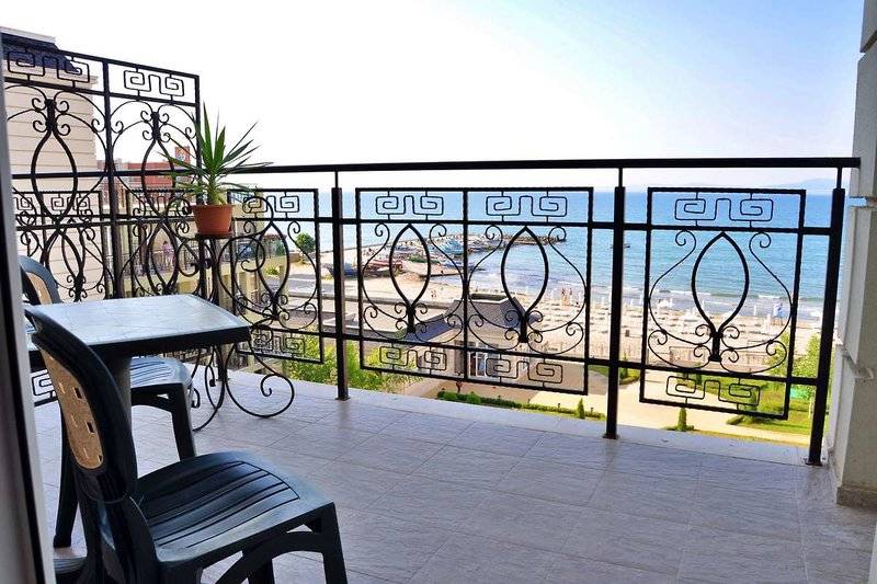 Festa Pomorie Resort