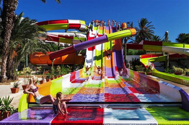 Sahara Beach AquaPark Resort