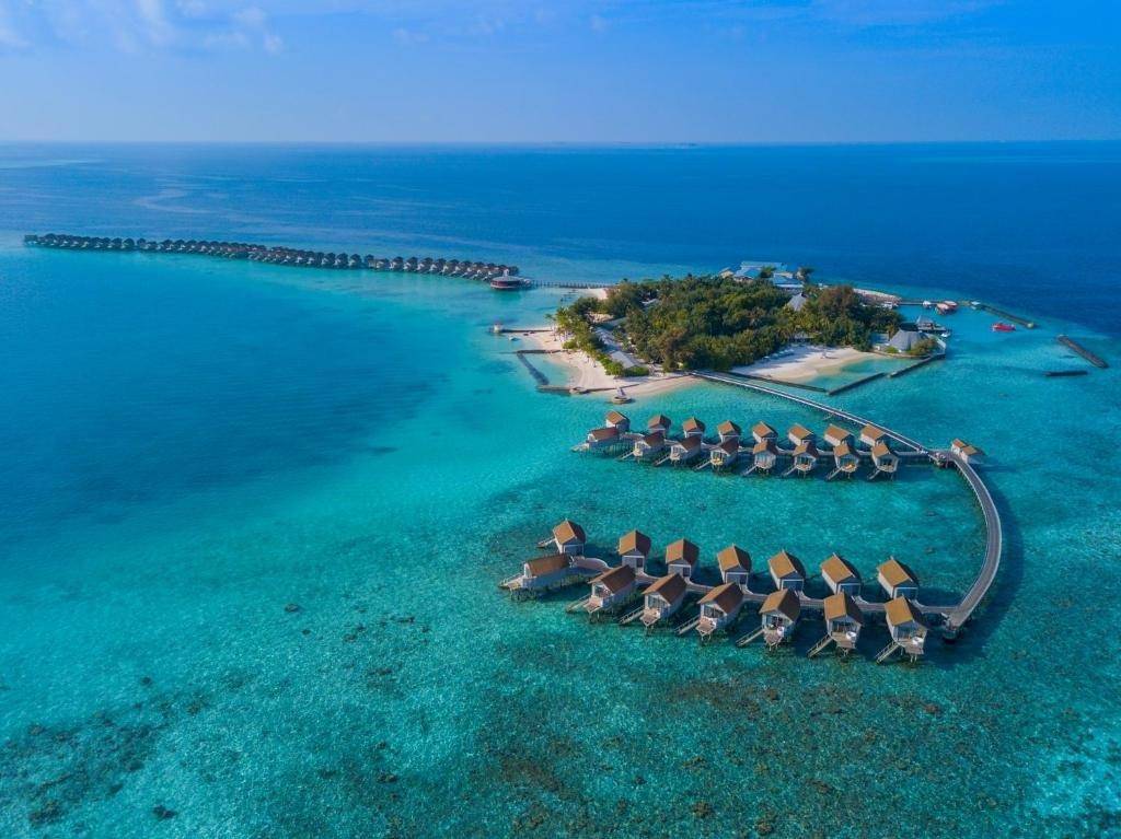 Centara Ras Fushi Resort & Spa Maldives